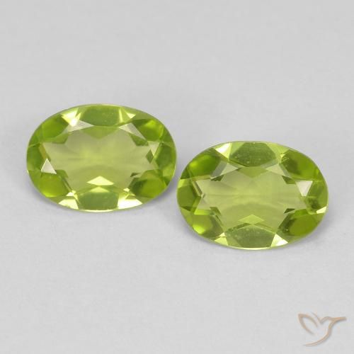 1,36 ct natürliche grüner Peridot-Edelsteine, Oval Schliff, VVS-VS