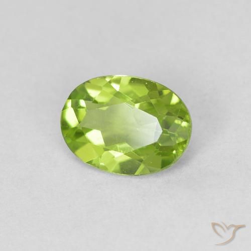 9,17 ctw natürlicher Mittelgrün Peridot, Oval, VVS-VS