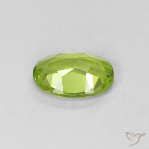 9,17 ctw natürlicher Mittelgrün Peridot, Oval, VVS-VS