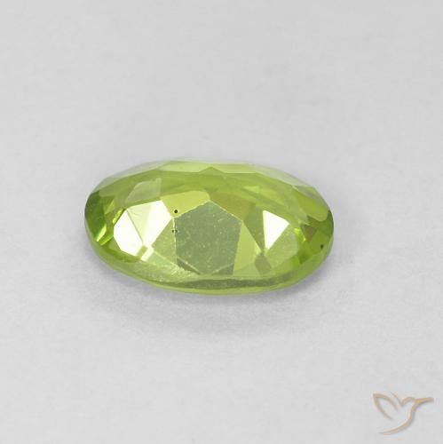 9,17 ctw natürlicher Mittelgrün Peridot, Oval, VVS-VS