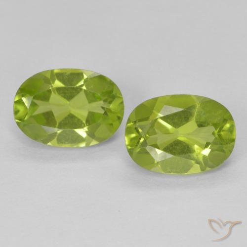 1.89ctw Natürlicher Lebendiges grün Peridot, Oval, VS