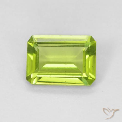 0.99ct Natürlicher hellgrün Peridot, Smaragdschliff, VS