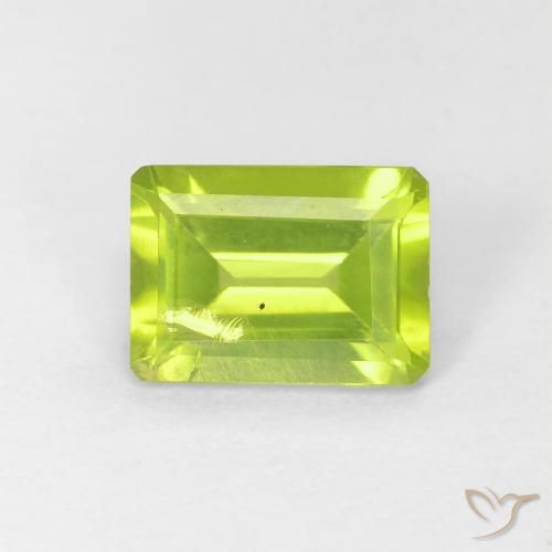 1.12ct Natürlicher Lebendiges grün Peridot, Smaragdschliff, VS-SI