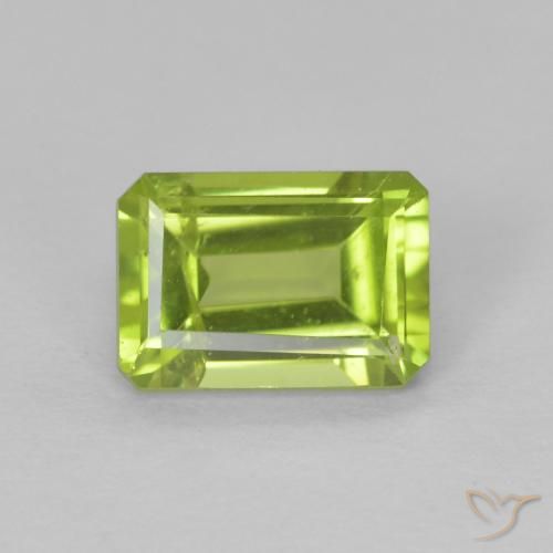 1.09ct Natürlicher Lebendiges Gelbgrün Peridot, Smaragdschliff, VS