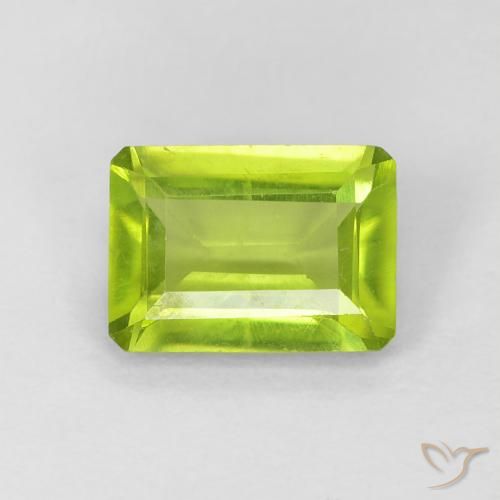 1.01ct Natürlicher hellgrün Peridot, Smaragdschliff, VS