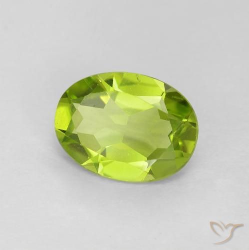 9,17 ctw natürlicher Mittelgrün Peridot, Oval, VVS-VS