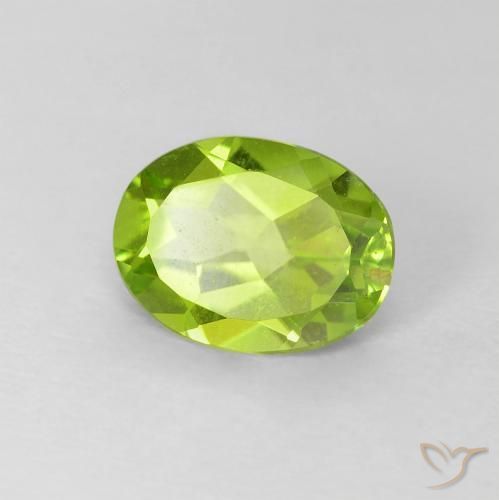 9,17 ctw natürlicher Mittelgrün Peridot, Oval, VVS-VS