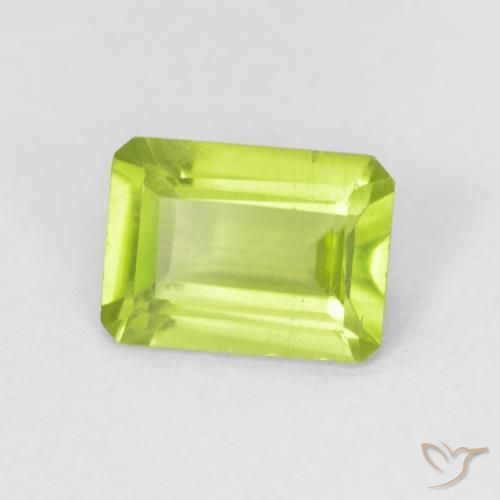 9,17 ctw natürlicher hellgrün Peridot, Oktagonschliff, VVS