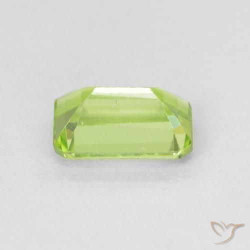 9,17 ctw natürlicher Leichtes lebendiges Grün Peridot, Oktagonschliff, VS