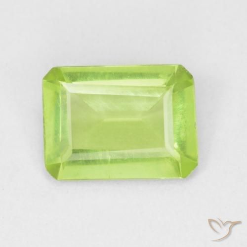 0.67ct Natürlicher hellgrün Peridot, Smaragdschliff, VVS