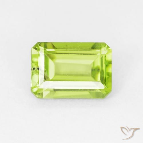 1.06ct Natürlicher hellgrün Peridot, Smaragdschliff, VS