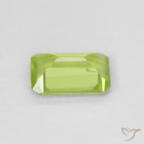 9,17 ctw natürlicher Mittelgrün Peridot, Oktagonschliff, VS