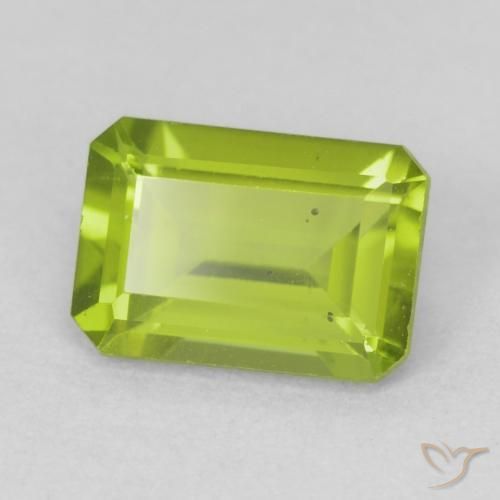 9,17 ctw natürlicher hellgrün Peridot, Oktagonschliff, VVS