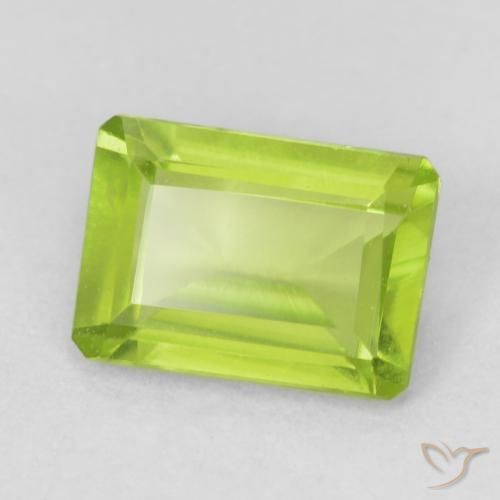 9,17 ctw natürlicher gelblich-grün Peridot, Oktagonschliff, VVS