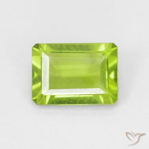 1.08ct Natürlicher hellgrün Peridot, Smaragdschliff, VVS-VS