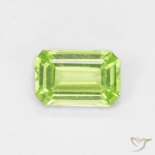 0.51ct Natürlicher gelblich-grün Peridot, Smaragdschliff, VVS