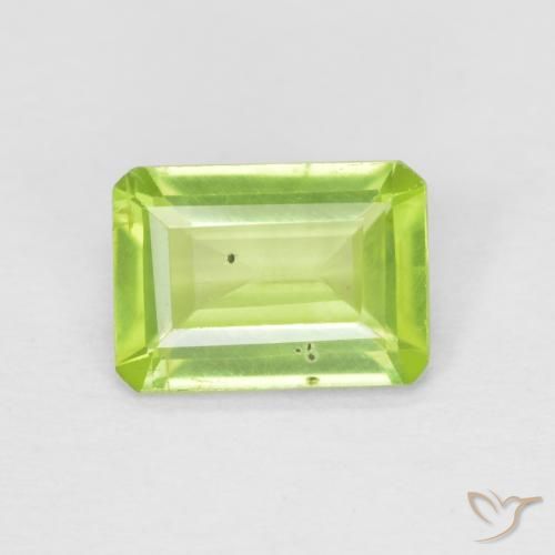 0.84ct Natürlicher hellgrün Peridot, Smaragdschliff, Lichtundurchlässig
