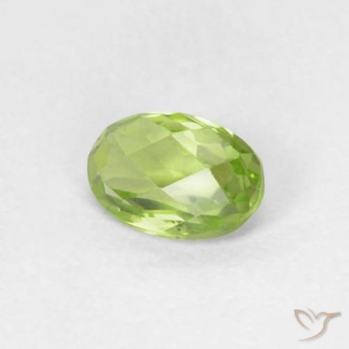9,17 ctw natürlicher Leichtes lebendiges Grün Peridot, Oval, VVS-VS