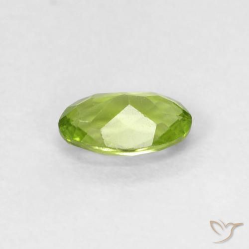9,17 ctw natürlicher Leichtes lebendiges Grün Peridot, Oval, VVS-VS