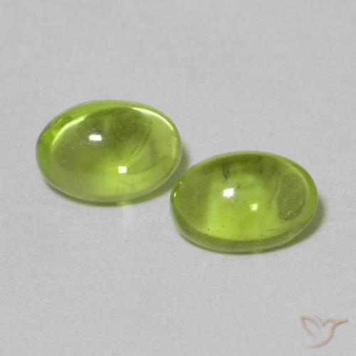 1.21ctw Natürlicher gelblich-grün Peridot, Oval, Transparent