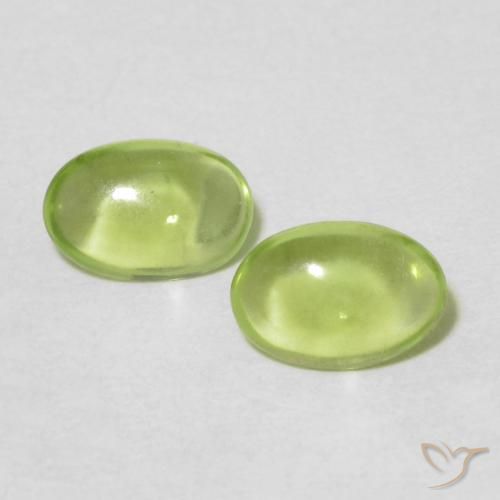 0.84ctw Natürlicher Mittelgrün Peridot, Oval, Transparent
