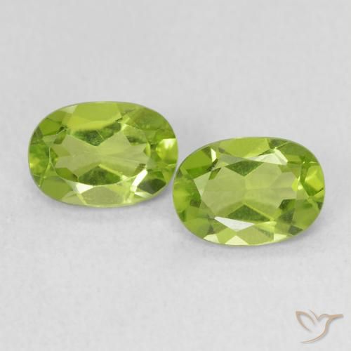1.77ctw Natürlicher Lebendiges grün Peridot, Oval, VS