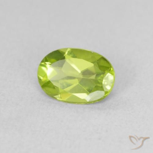 9,17 ctw natürlicher Mittelgrün Peridot, Oval, VVS-VS