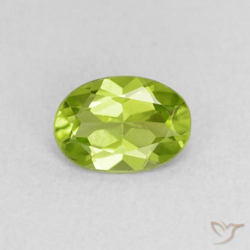 0.76ct Natürlicher Mittelgrün Peridot, Oval, VS