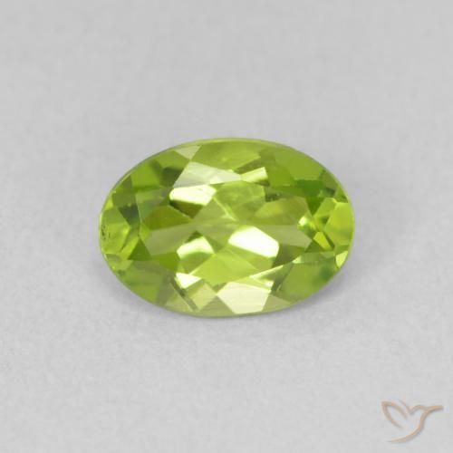 0.85ct Natürlicher gelblich-grün Peridot, Oval, VS, Photo A