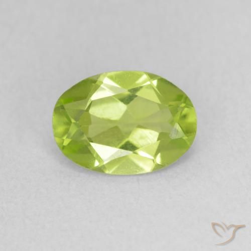 0.76ct Natürlicher hellgrün Peridot, Oval, VS