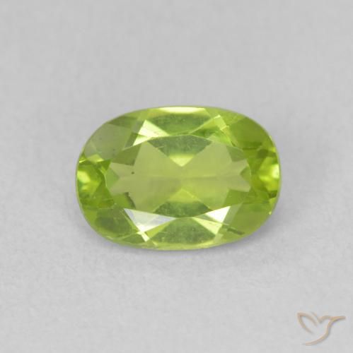 0.93ct Natürlicher Mittelgrün Peridot, Oval, VS