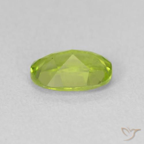 9,17 ctw natürlicher Mittelgrün Peridot, Oval, VS