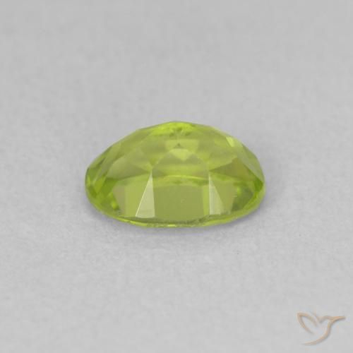 9,17 ctw natürlicher gelblich-grün Peridot, Oval, VVS-VS