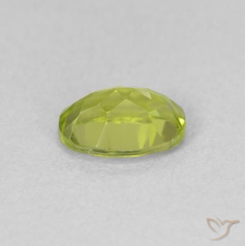 9,17 ctw natürlicher Lebendiges grün Peridot, Oval, VVS-VS