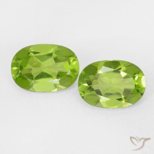 1.89ctw Natürlicher Lebendiges grün Peridot, Oval, VVS-VS