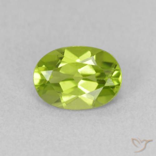 0.95ct Natürlicher Mittelgrün Peridot, Oval, VVS-VS