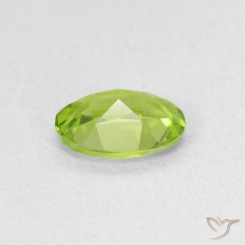 9,17 ctw natürlicher Mittelgrün Peridot, Oval, VVS-VS