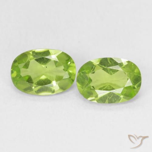 1.72ctw Natürlicher Leichtes lebendiges Grün Peridot, Oval, VS