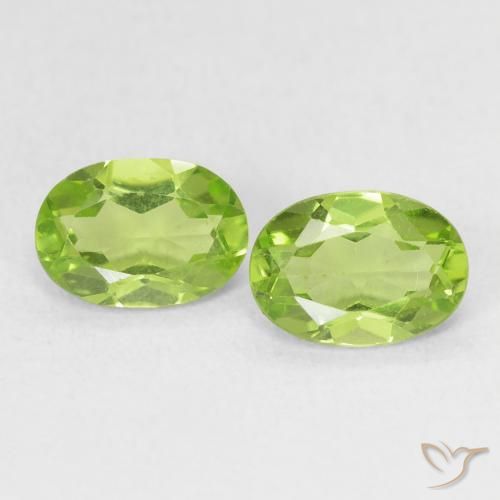 1.62ctw Natürlicher Leichtes lebendiges Grün Peridot, Oval, VS