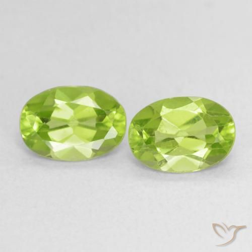 1.64ctw Natürlicher Leichtes lebendiges Grün Peridot, Oval, VS