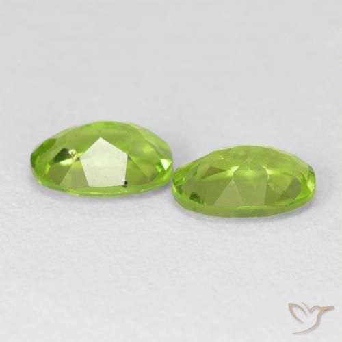 1.84 ct natürliche Lebendiges grün Peridot-Edelsteine, Oval, VS