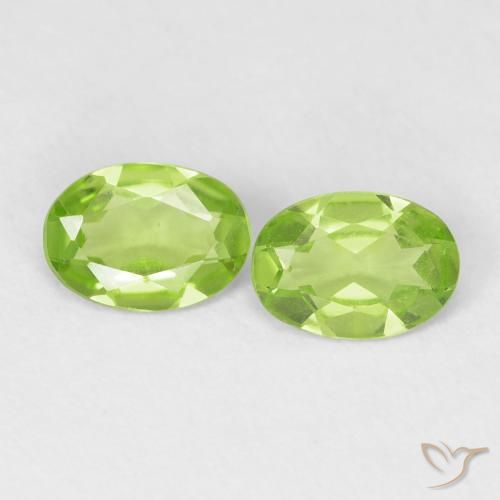 1.33ctw Natürlicher Mittelgrün Peridot, Oval, VVS