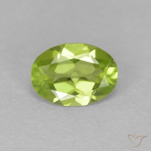 0.70ct Natürlicher Leichtes lebendiges Grün Peridot, Oval, VS