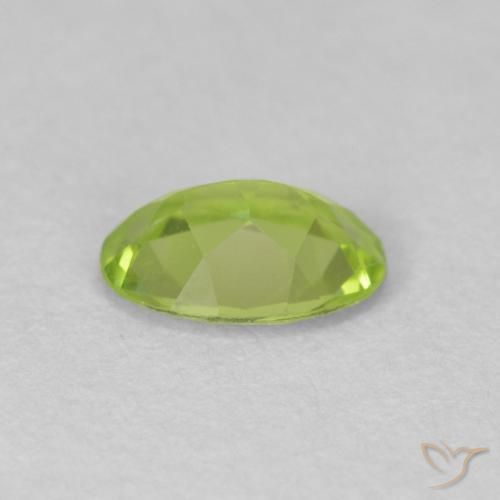 9,17 ctw natürlicher Leichtes lebendiges Grün Peridot, Oval, VS
