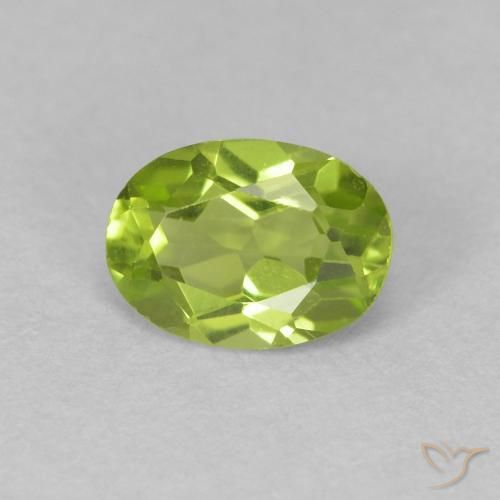 0.78ct Natürlicher Lebendiges grün Peridot, Oval, VVS
