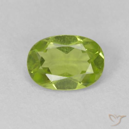 0.88ct Natürlicher Mittelgrün Peridot, Oval, VVS