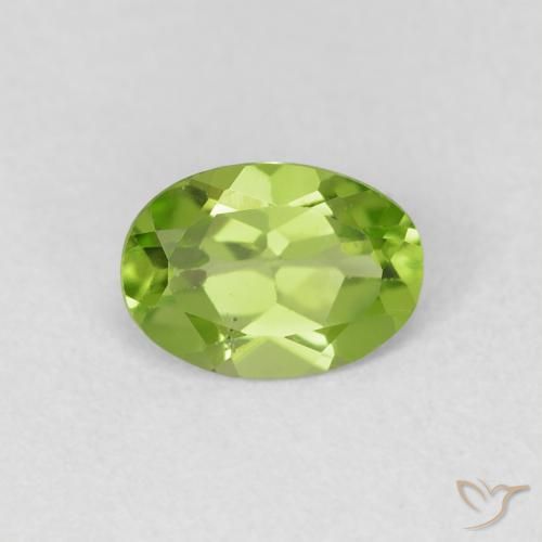 0.77ct Natürlicher gelblich-grün Peridot, Oval, VVS-VS
