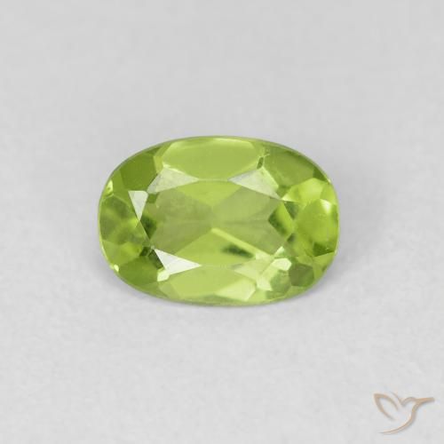 0.78ct Natürlicher Mittelgrün Peridot, Oval, VVS-VS