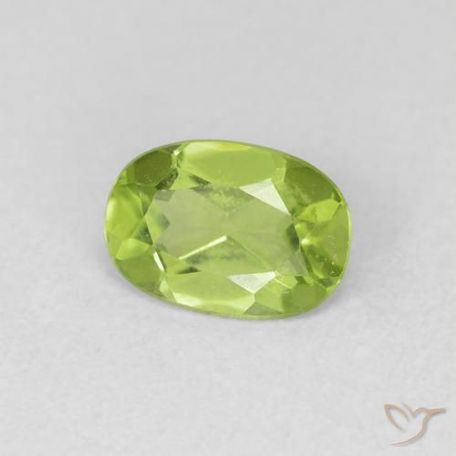 9,17 ctw natürlicher Mittelgrün Peridot, Oval, VVS-VS