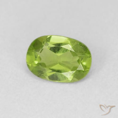 9,17 ctw natürlicher Mittelgrün Peridot, Oval, VVS-VS